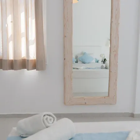 Blue Island Santorini Отель *